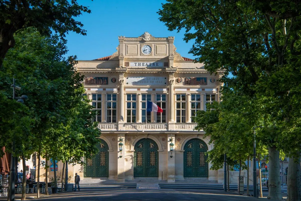 CABARET BISTROT "CHEZ TITINE" THÉÂTRE MUNICIPAL