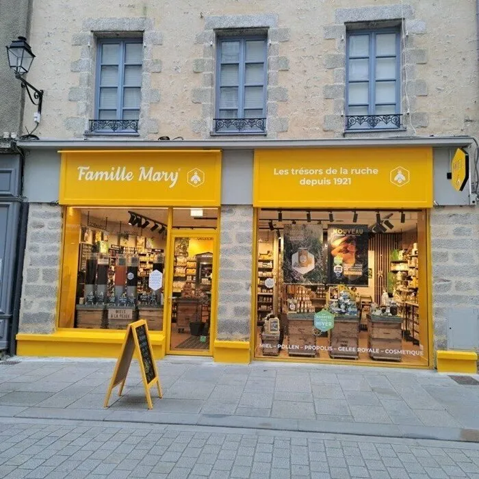 Animation blind test dans les boutiques Famille Mary! Boutique Famille Mary Vannes La Gacilly