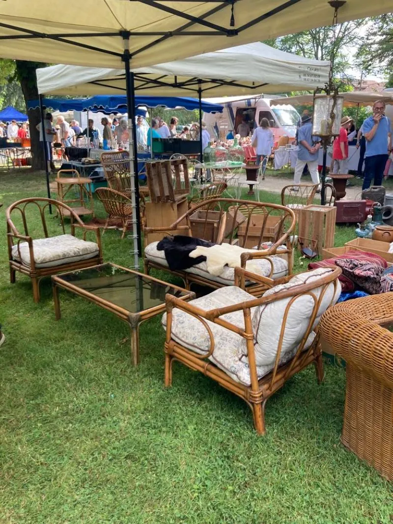 Belle brocante d'automne au jardin des moines