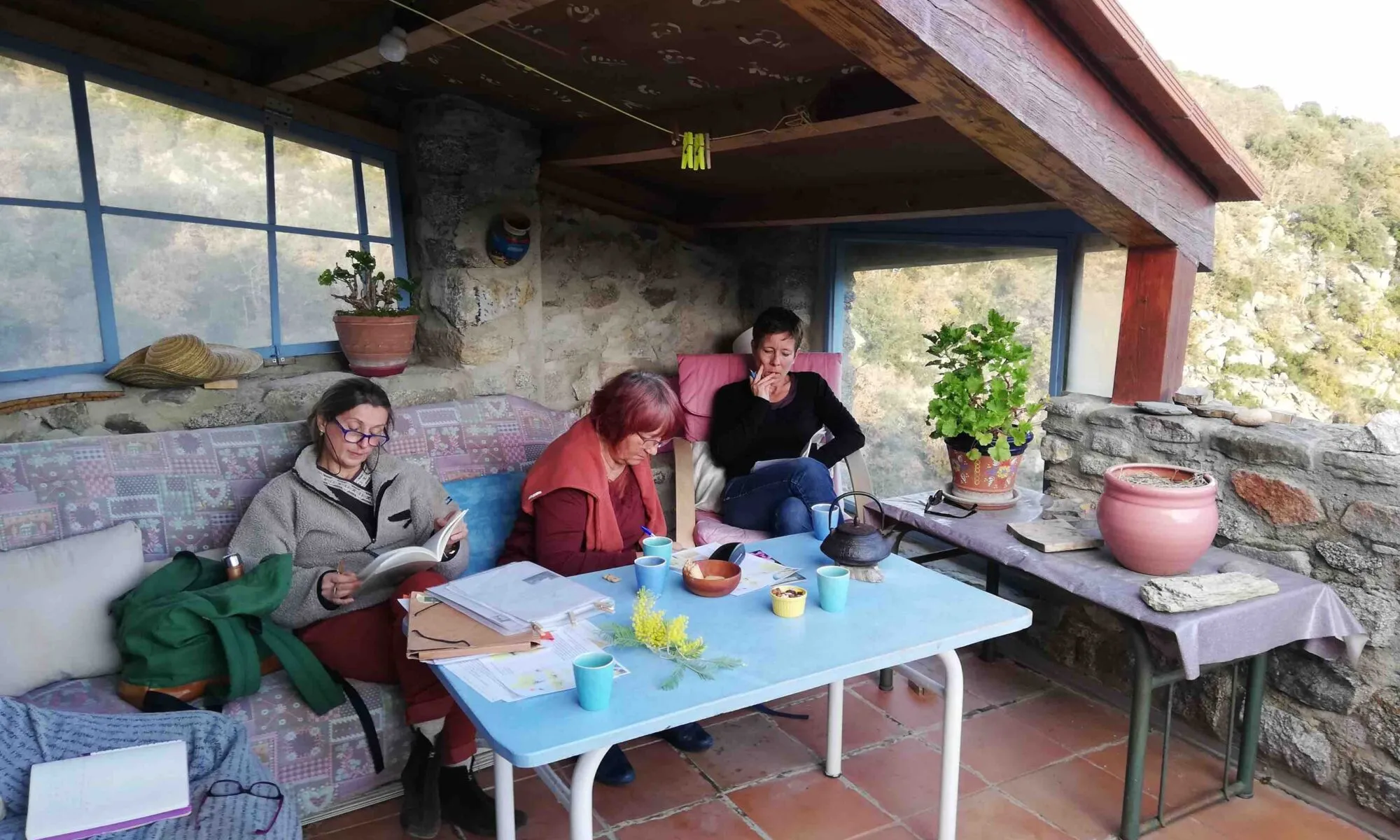 ATELIER D'ÉCRITURE "ÇA S'ACHÈTE OU ÇA NE S'ACHÈTE PAS ?" À EUS