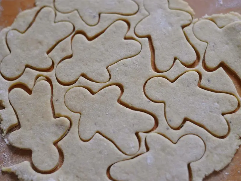 A la table de Noël nos ancêtres dans le feu de l'action