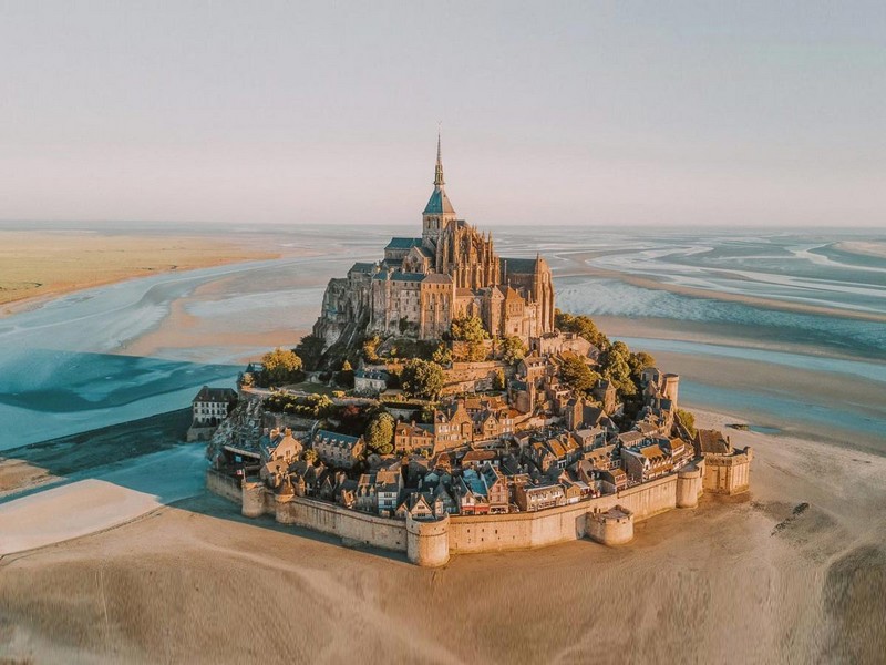 Exposition sur le Mont Saint Michel Le Mesnil Durand