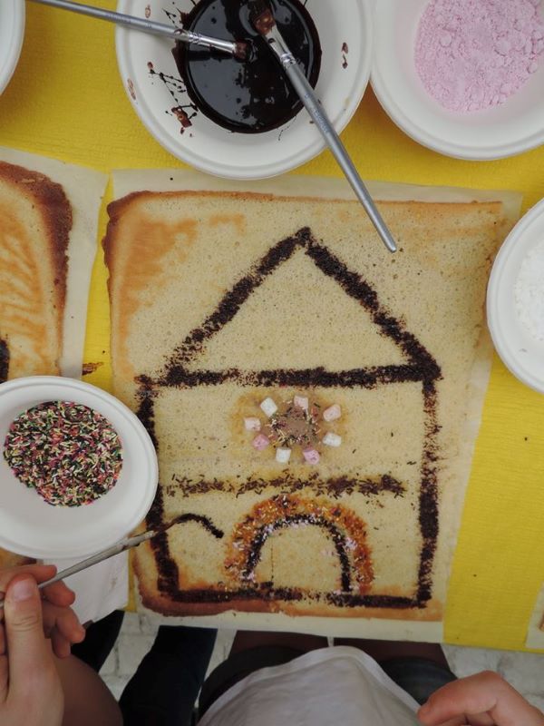 Vacances des 6-12 ans atelier "Gâteau façade" à Monthodon