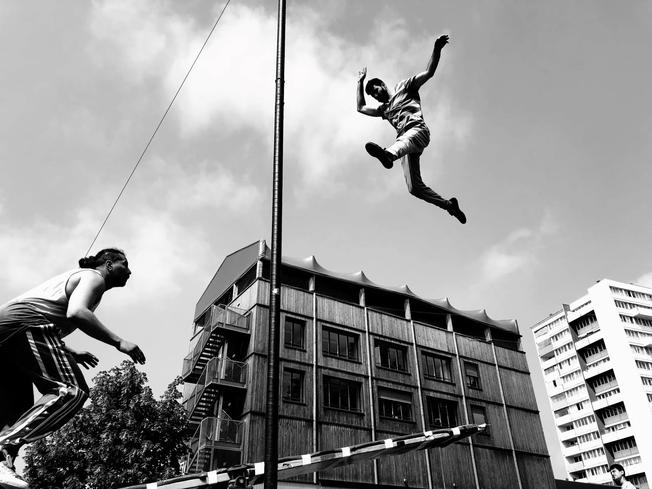 Agora Pôle National Cirque ZE3MA / La Zenqa Production