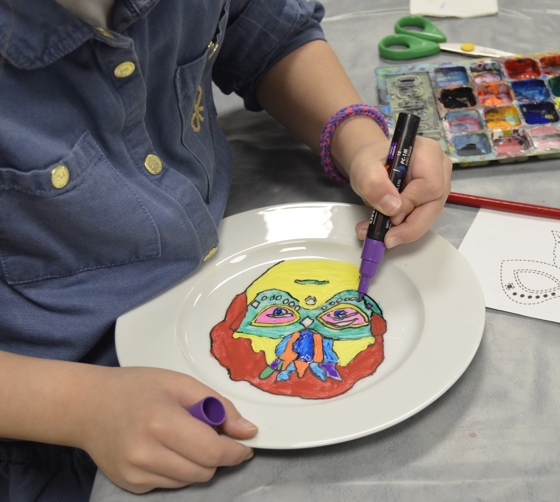 Atelier en famille "Le masque-assiette spécial Halloween"