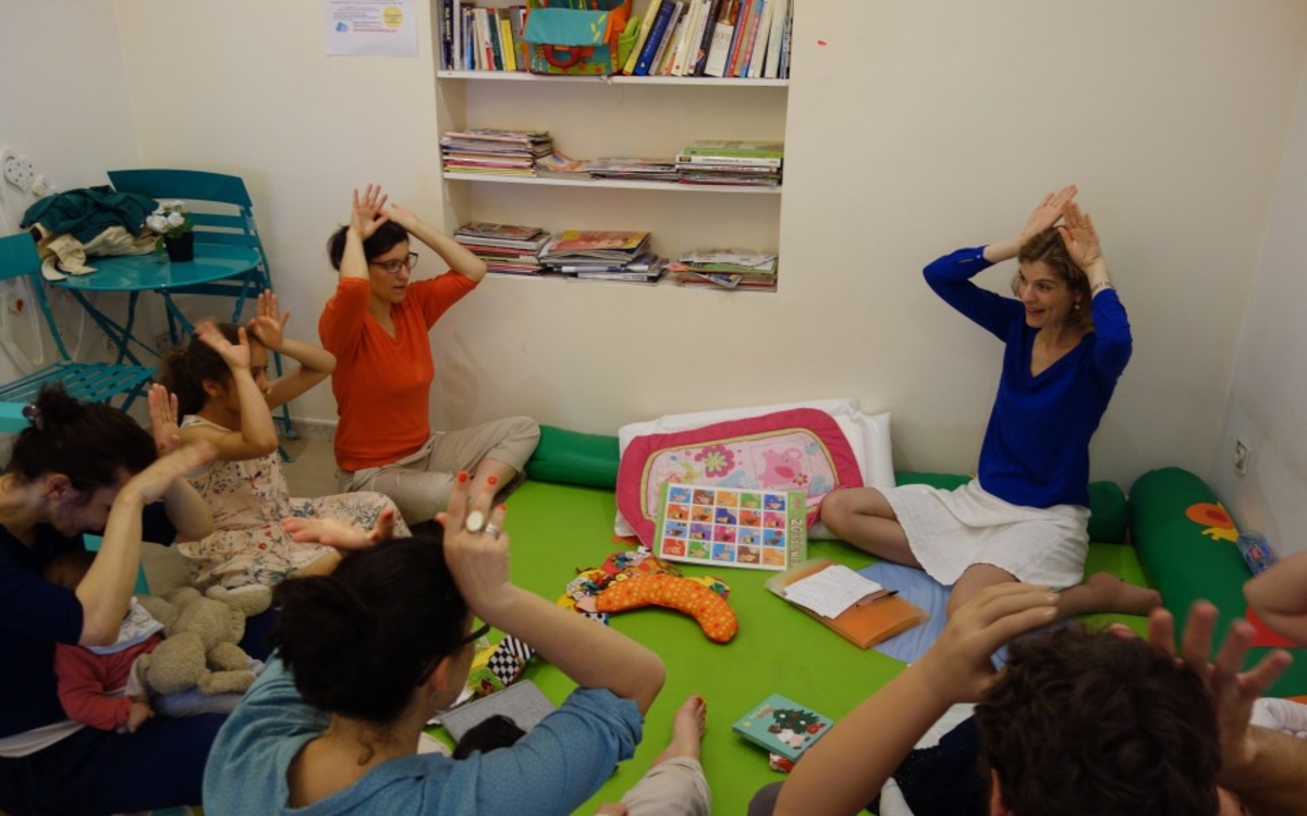 Ateliers Signes avec bébé – Paris 10 Un air de famille Paris