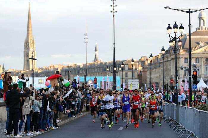 Le semi-marathon de Bordeaux Centre-Ville de Bordeaux Bordeaux