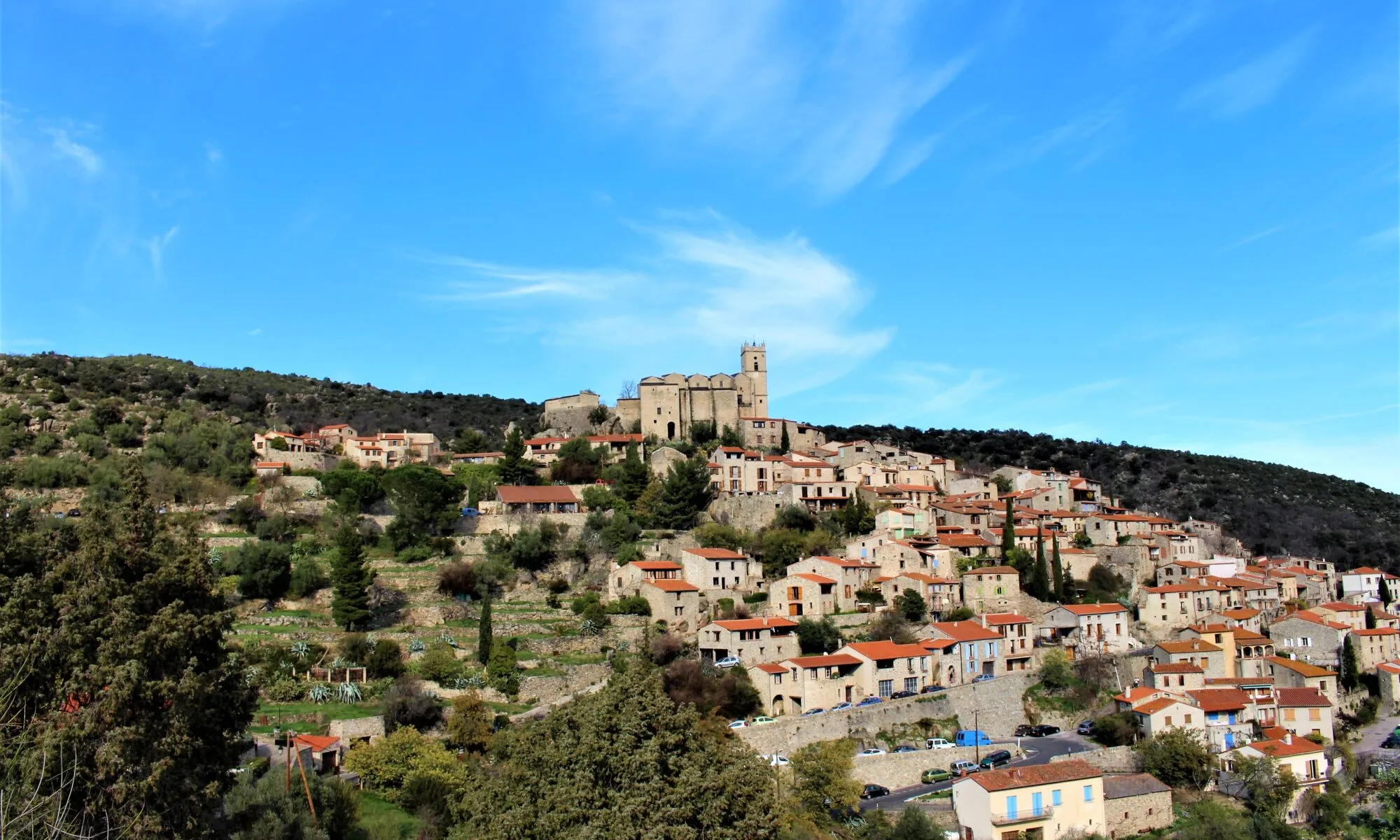 LES BALADES DU CONFLENT "VISITE DU VILLAGE ET DE L'ÉGLISE D'EUS"