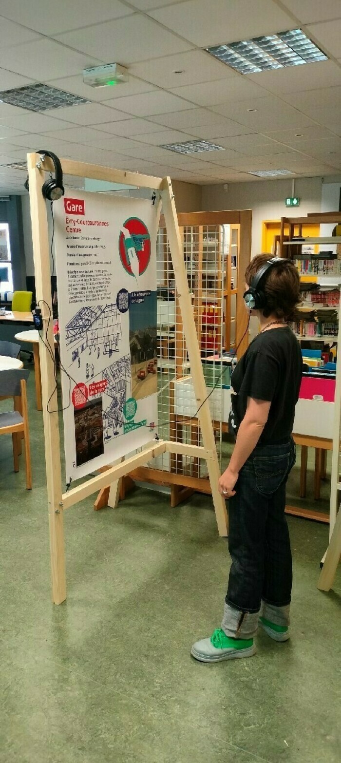 Exposition « Le quartier des Epinettes Aunettes raconté par les collégiens » Médiathèque de l'Agora Évry