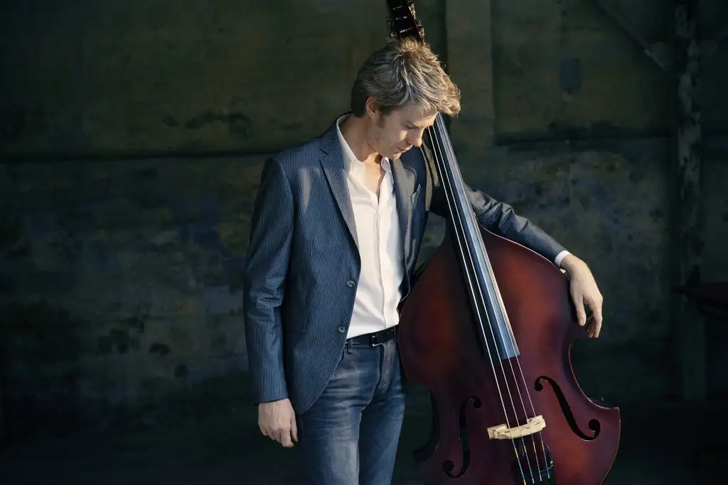 KYLE EASTWOOD Carre Bellefeuille Boulogne Billancourt