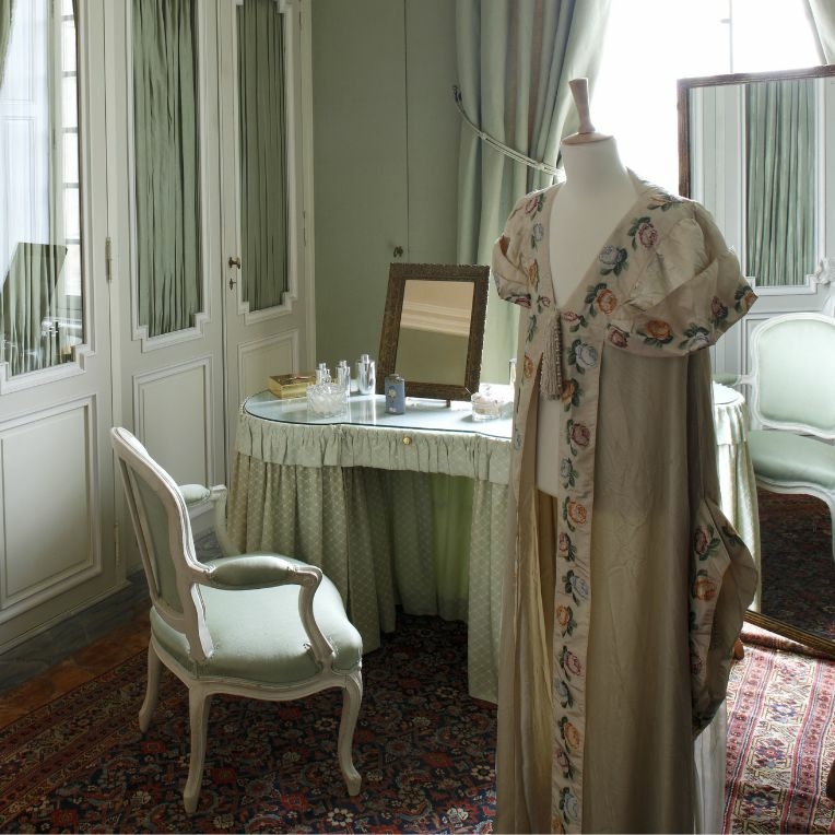 Atelier la visite du marchand de mode au château