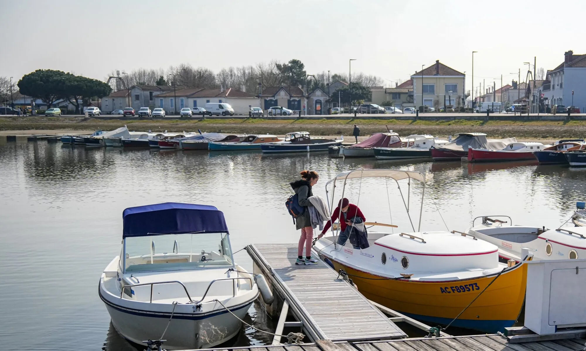 Les ports de La Teste en pinasse électrique