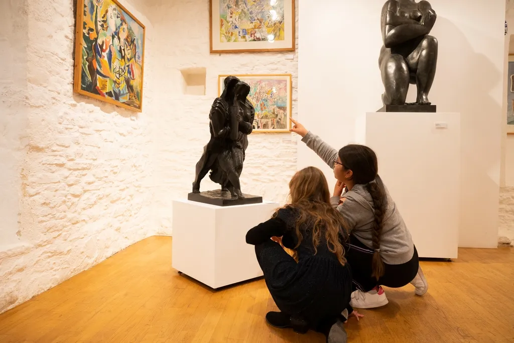 Visite-atelier "découpage/collage" au musée Zadkine des Arques