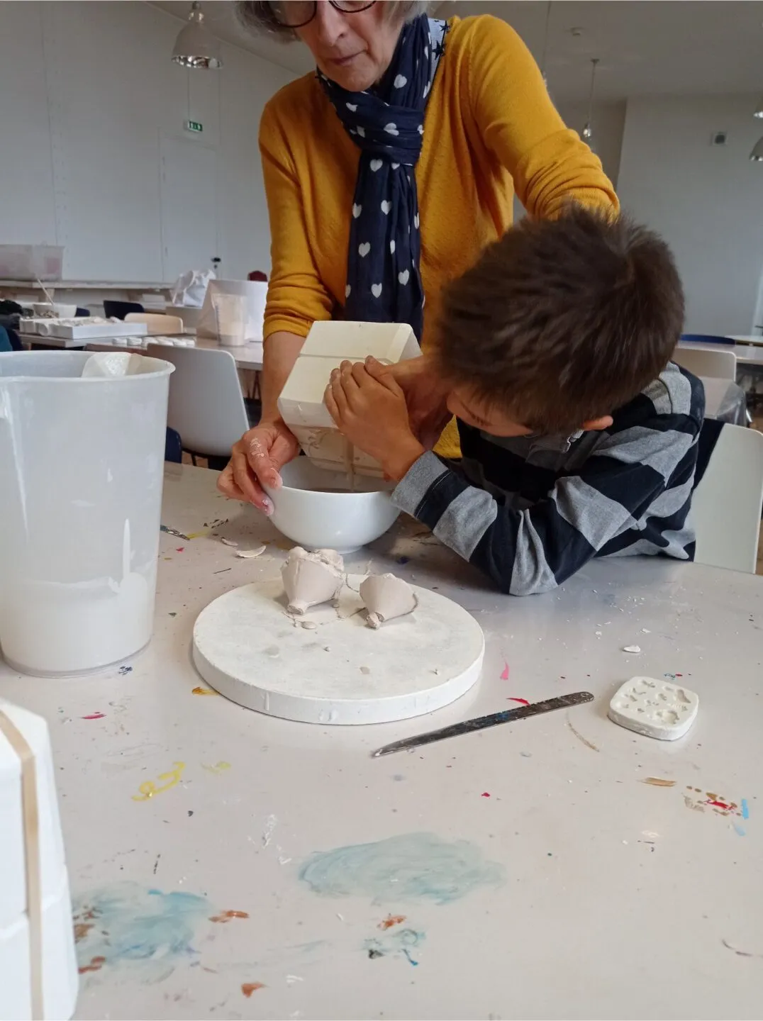 Activité enfants Cool ta boule avec l'artiste Anne Merlet Limoges