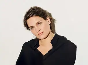 MADELEINE PEYROUX LA COMMANDERIE Dole