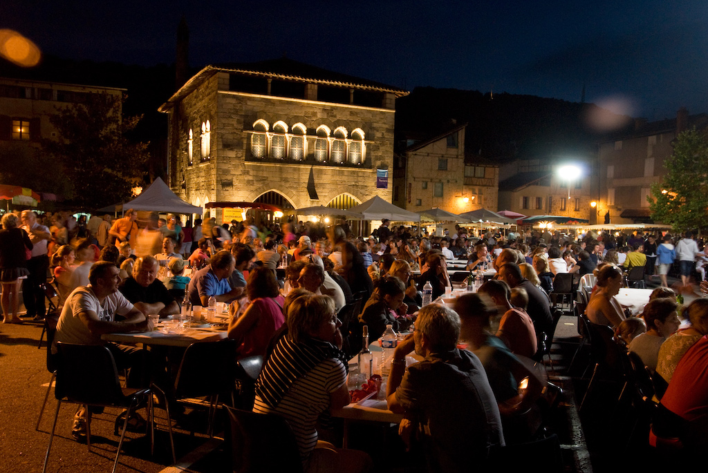 Marché Nocturne à Figeac