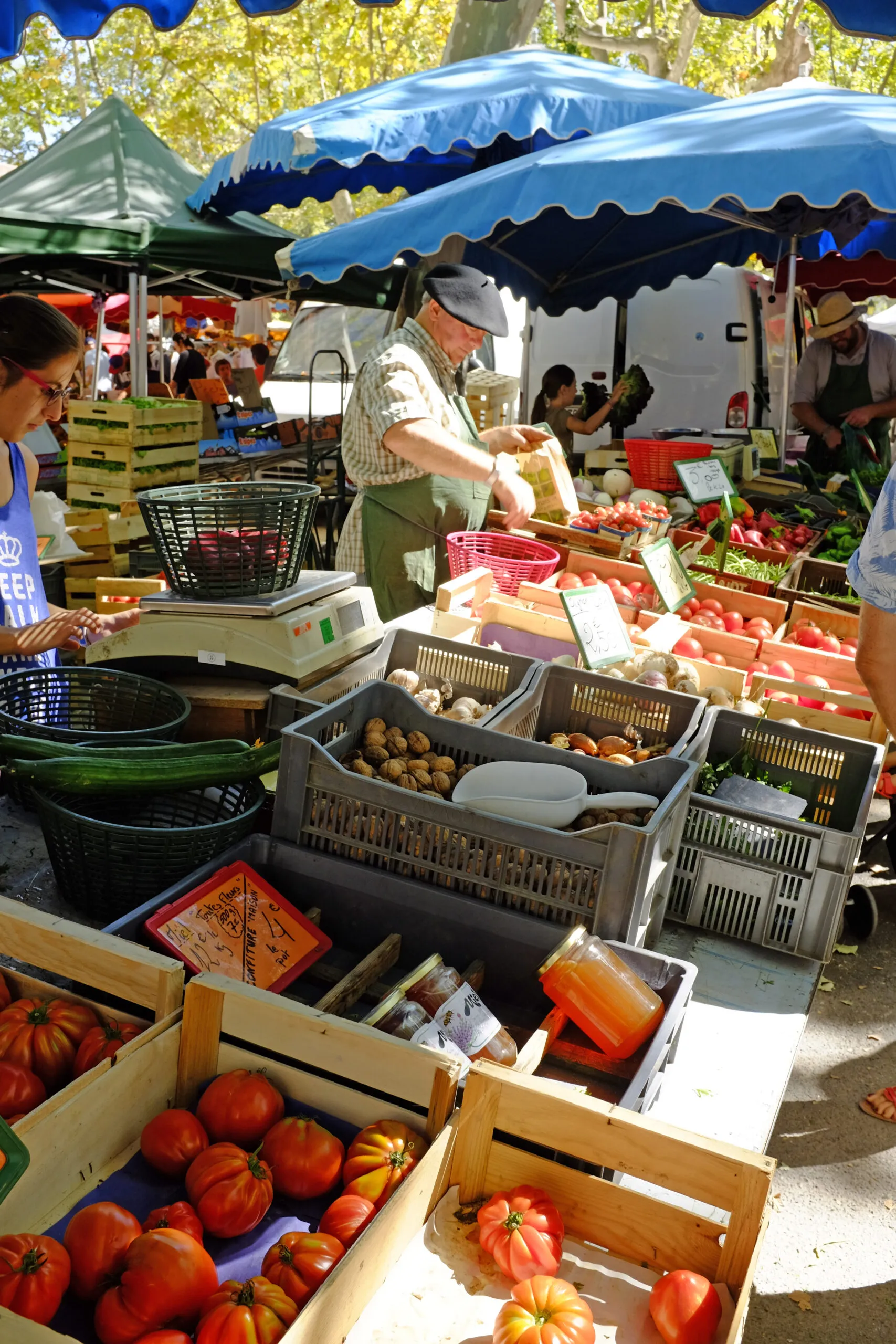 MARCHÉ TRADITIONNEL DE SAINT-CHINIAN