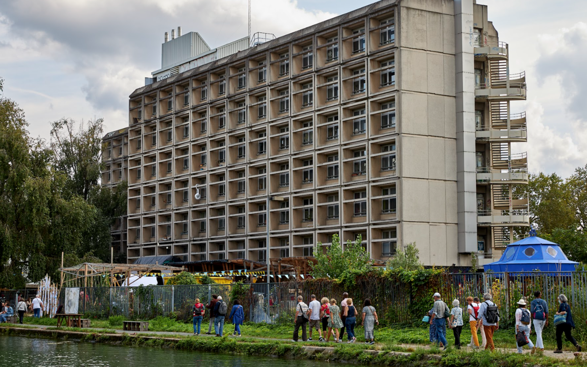 Portes Ouvertes du 6b : 7000m2 de création artistique ! Le 6b SAINT-DENIS