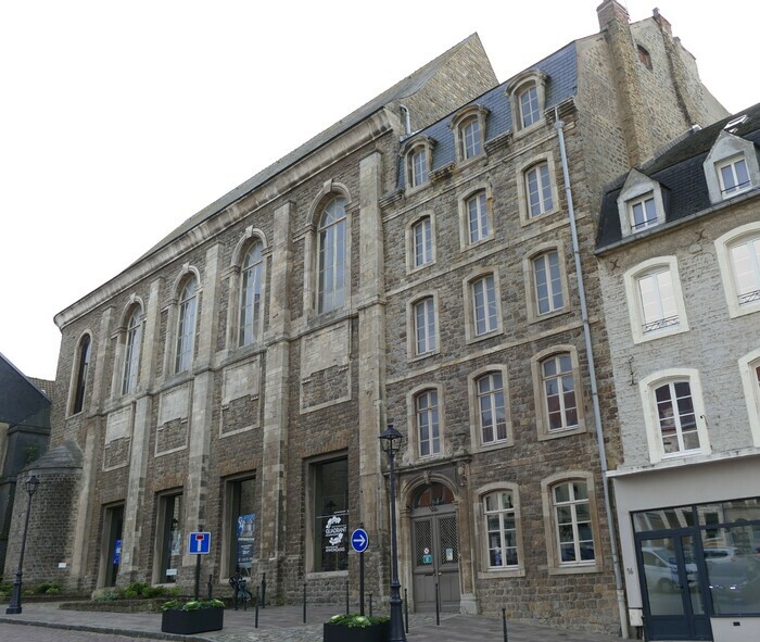 Visite guidée "Du couvent à la bibliothèque" Bibliothèque des Annonciades Boulogne-sur-Mer