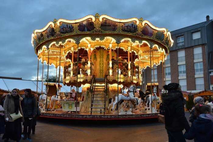 Carrousel 1900 Place Jean Jaurés Carvin