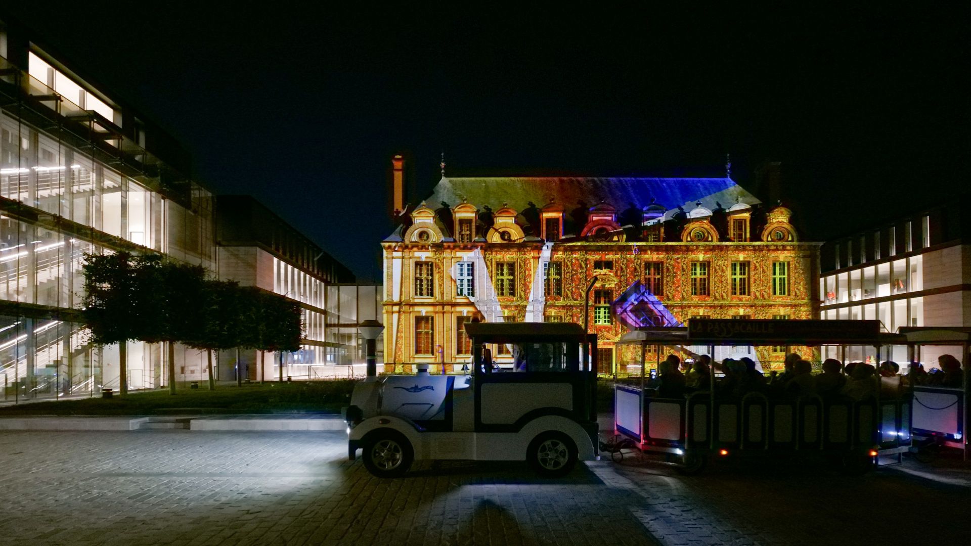 Noël à Chartres "Déambulation du petit Chart'Train"