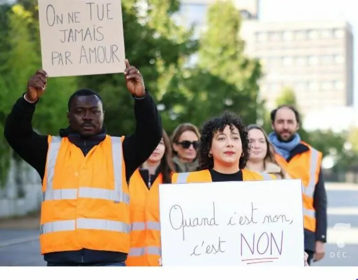 Marche contre les violences faites aux femmes Place du 8 mai Rezé