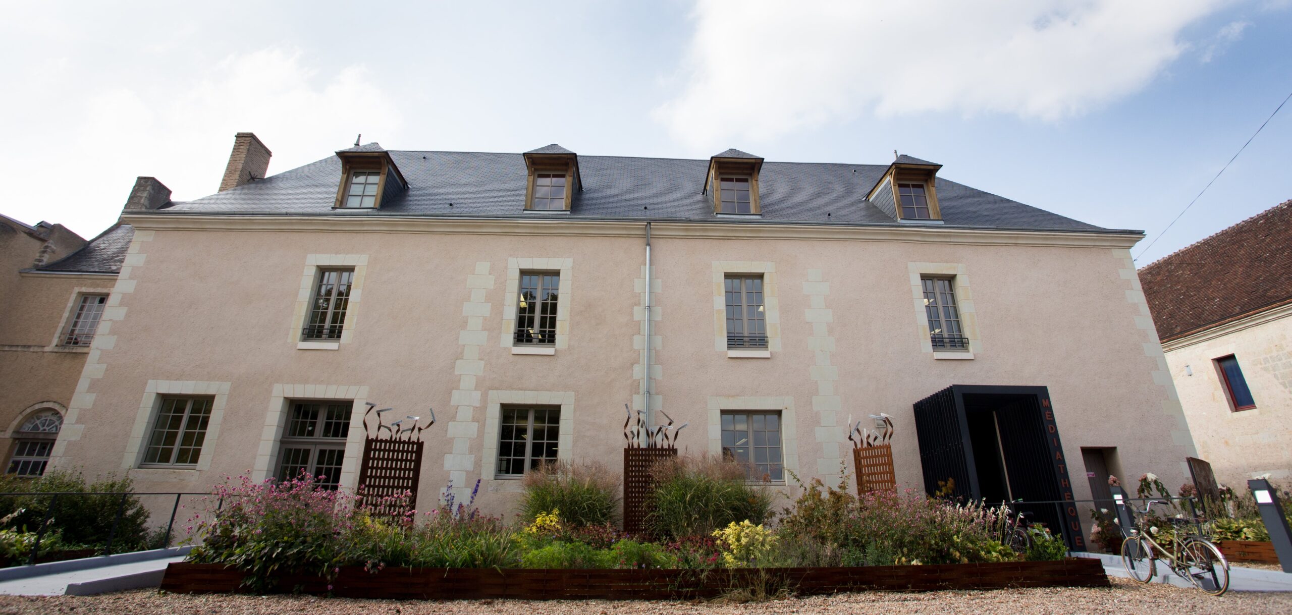 Exposition Origine par Olivier Durand à Montoire-sur-le Loir