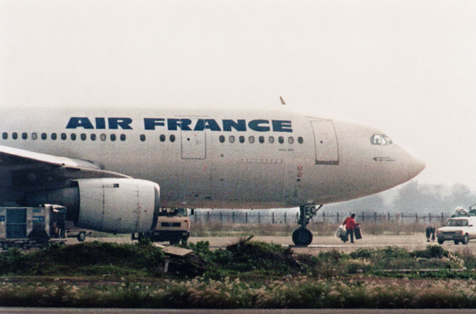 Noël 1994, l’assaut de l’aéroport de Marseille raconté par Éric Delsaut du GIGN