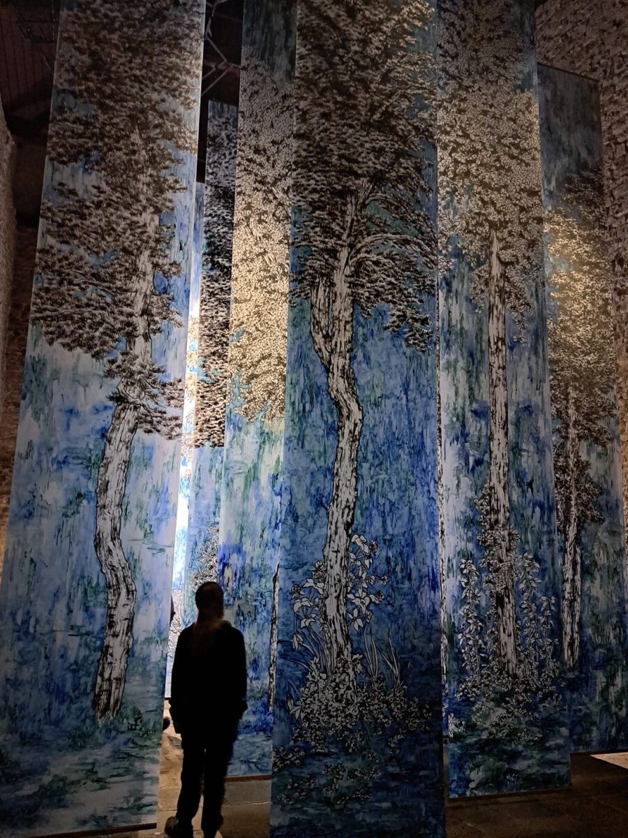 Vannes. Salomé Fauc est comme une faïence bleue au musée des Beaux Arts 