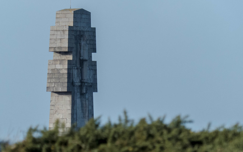 monument pointe pen hir