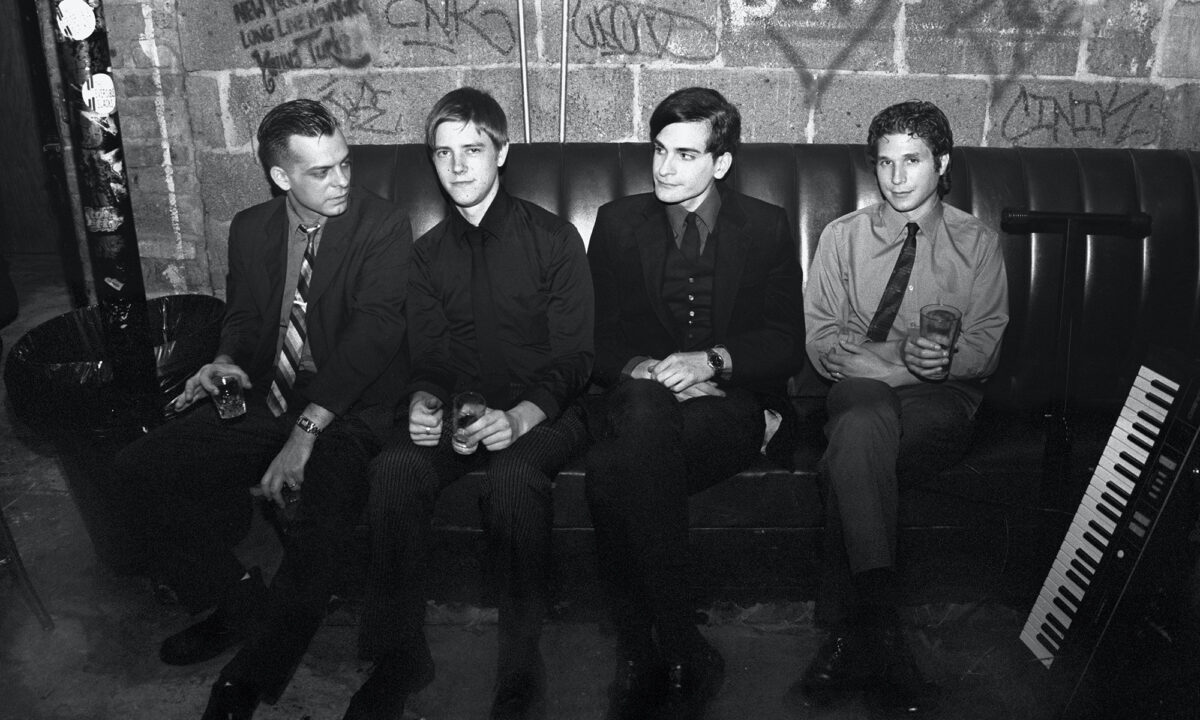 meet me in the bathroom, documentaire